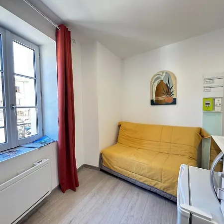 Petit Studio, Fonctionnel 2b Royat